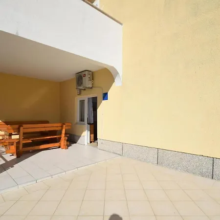 Buturajac Apartment Krk Town