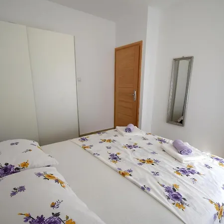 Apartment Buturajac *