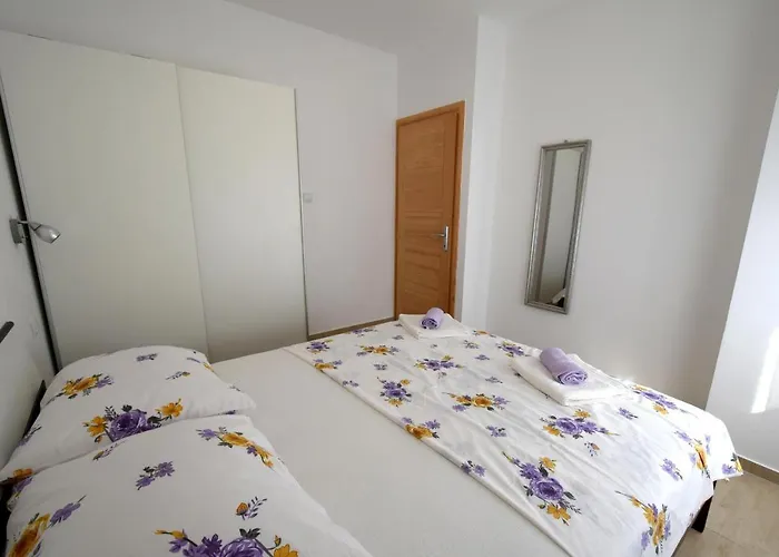 Apartament Buturajac *